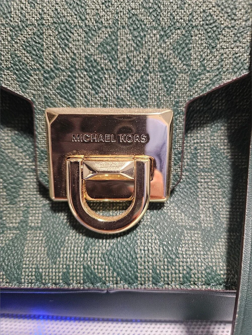 Michael Kors Manhattan Medium Leather Satchel. Racer Green - Picture 3 of 9
